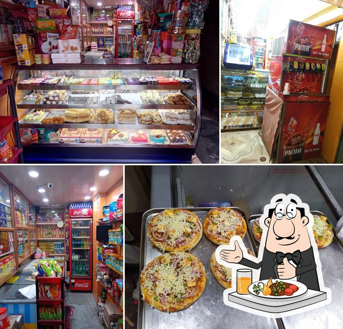 Food at Ghosh Fastfood Center