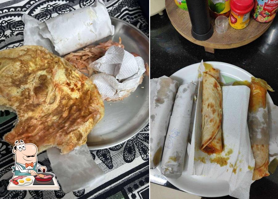 Omelette at Kolkata famous kati roll