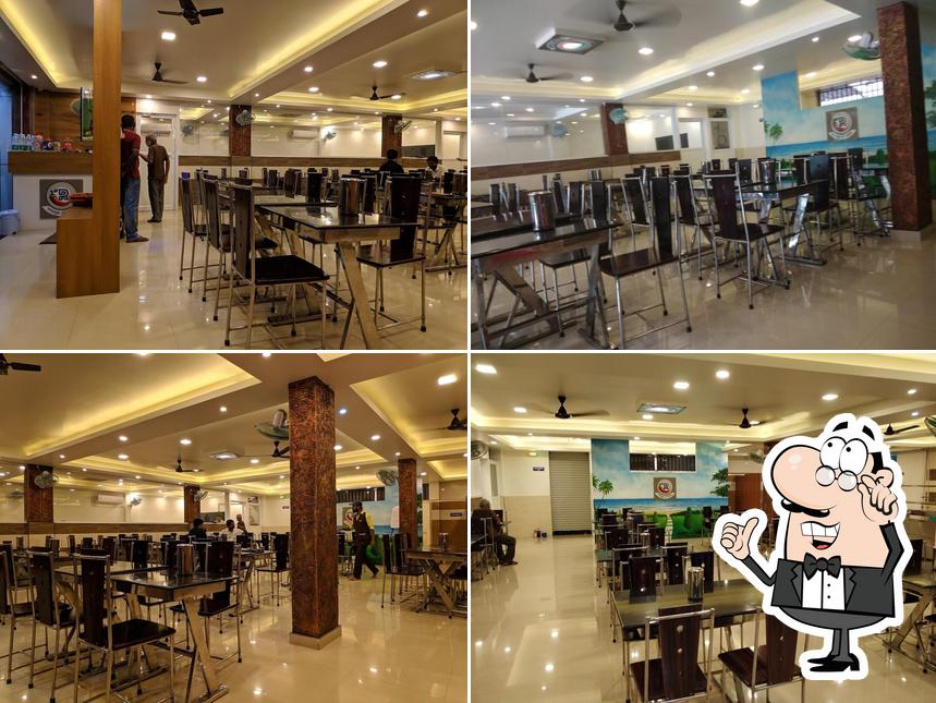Check out how Reddy's Restaurant looks inside