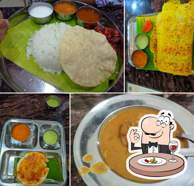 Food at Sri Sai Ruchi