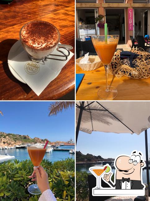 Questa è la immagine che raffigura la bevanda e esterno di Cafè du port Porto Massimo