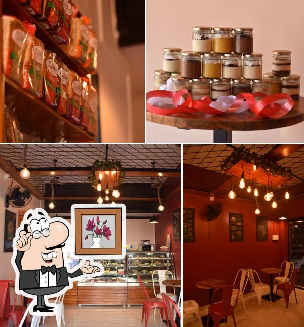 Take a seat at one of the tables at Cremeux Ponda