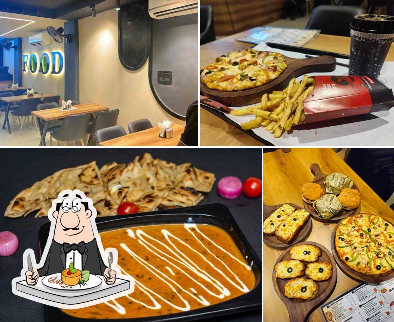 The image of Everest Food Court’s food and interior