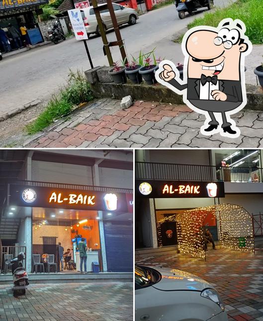 Check out how Broasted chicken AL-BAIK BROASTED looks outside