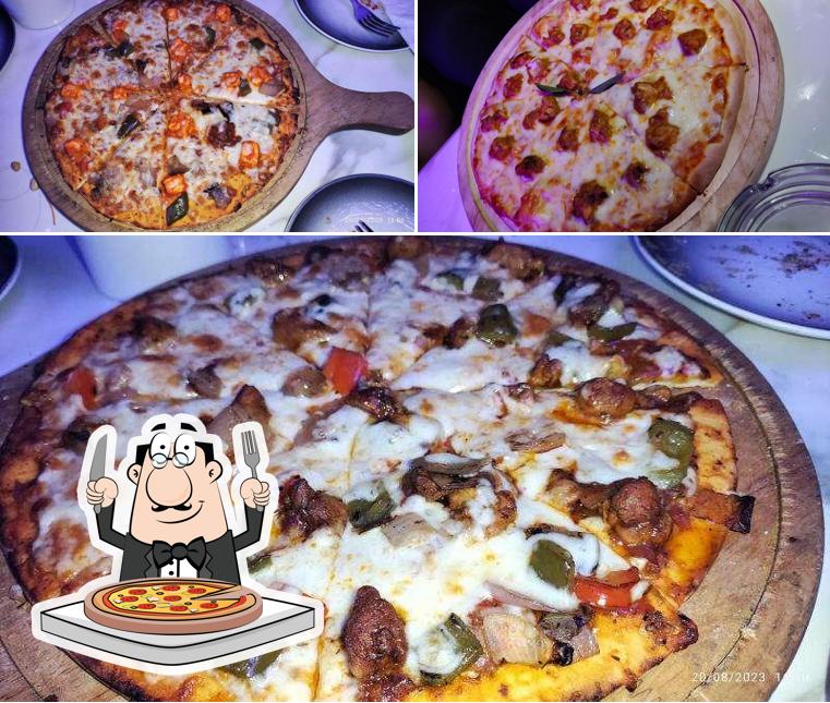 Get pizza at Light Room