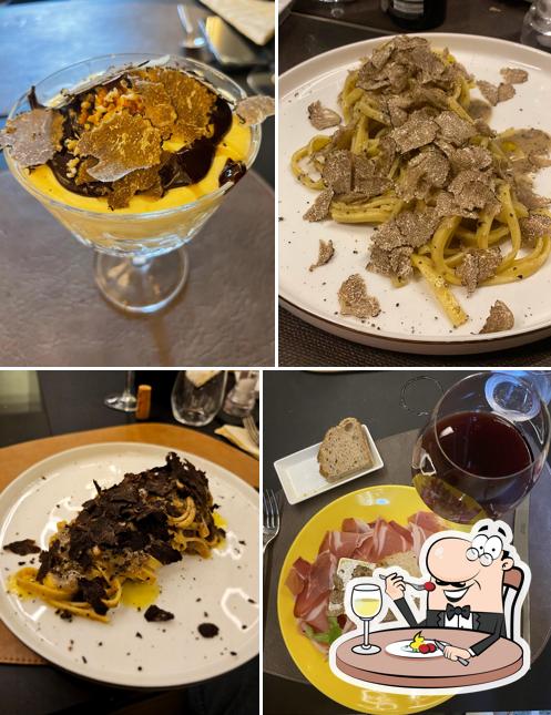 Tagliatelle al Ristorante Al Tartufo