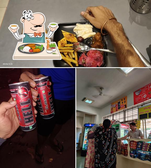 Meals at New civil canteen food court