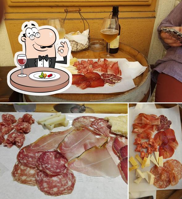 Cibo al Enoteca I tre sciaccaeli