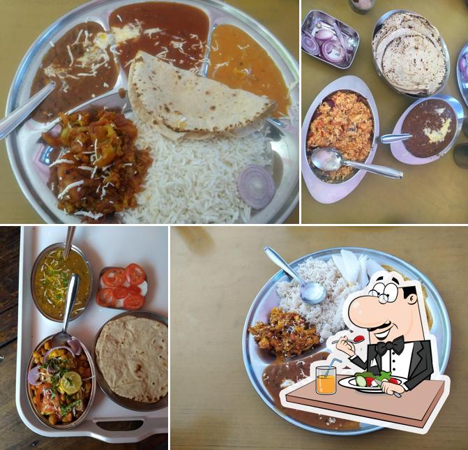 Meals at Amar Bhojnalaya, Murthal Kumarsain