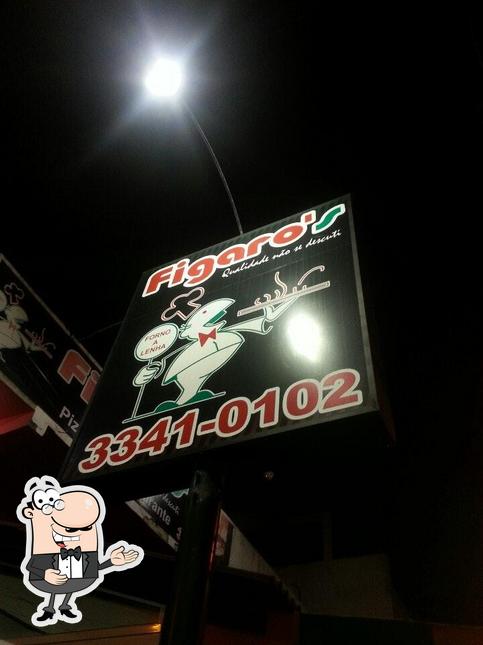 Look at this picture of Figaro's Pizzaria e Restaurante