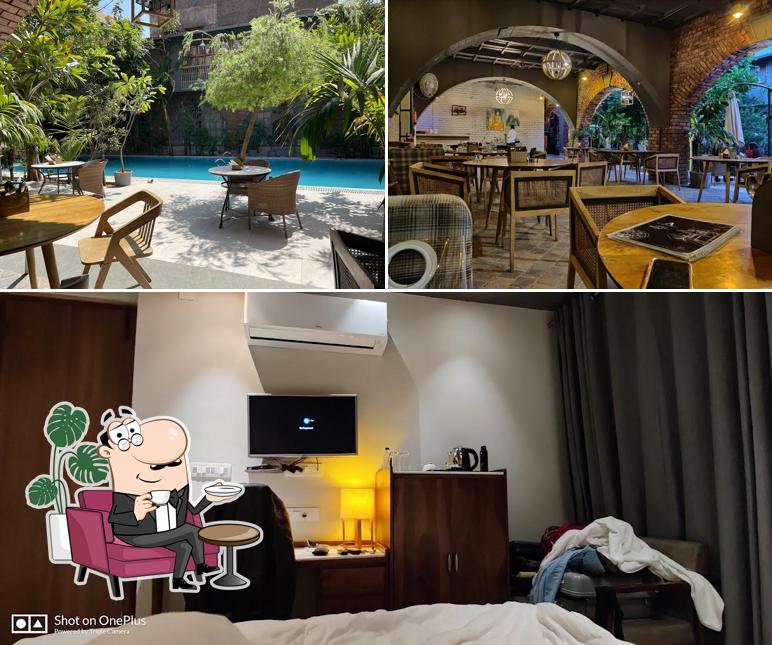 Take a seat at one of the tables at The Artist House, Udaipur