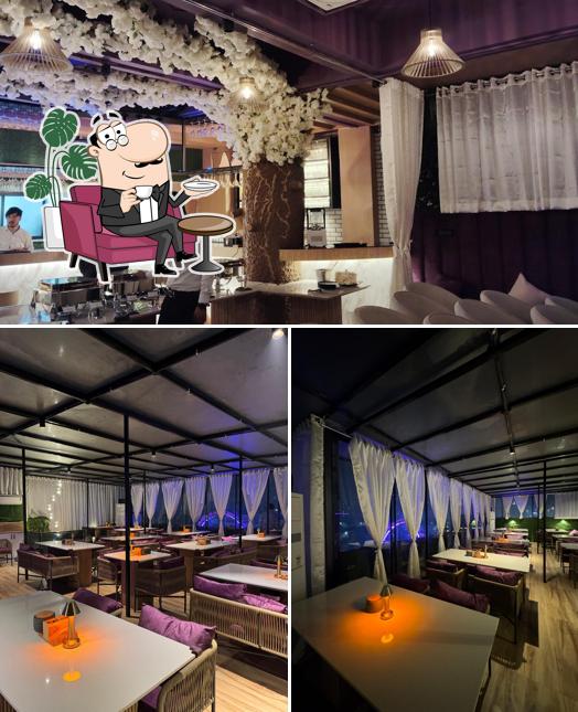 The interior of Hashtag