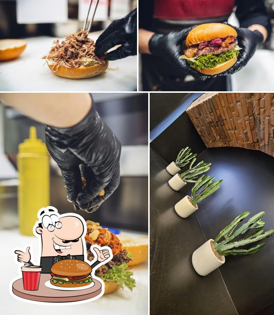 Prova un hamburger a La Braseria On The Road