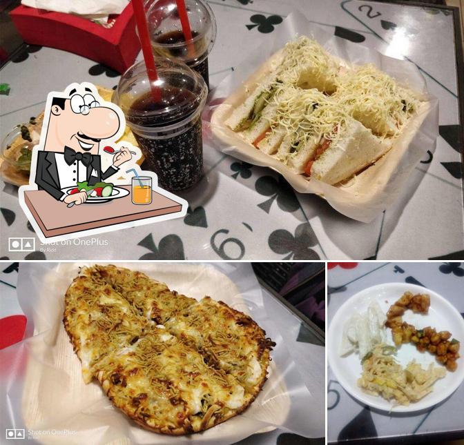 This is the picture depicting food and interior at Pizza Da Dhaba