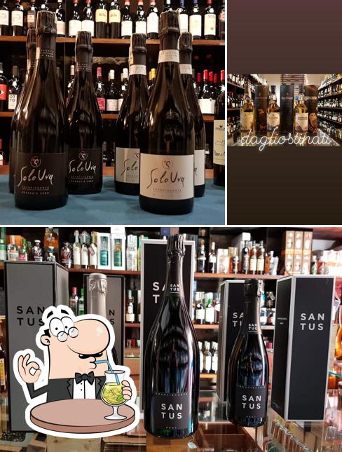 Prova un drink dal menu