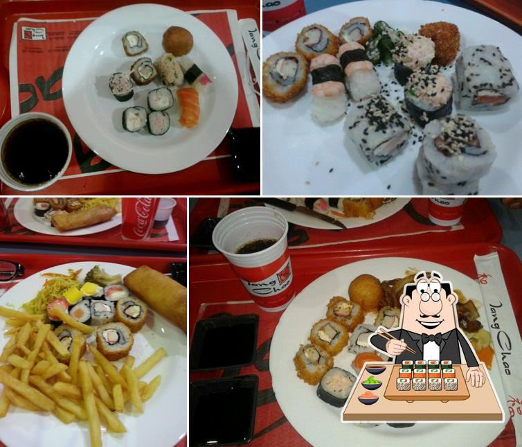 Prove diferentes opções de sushi