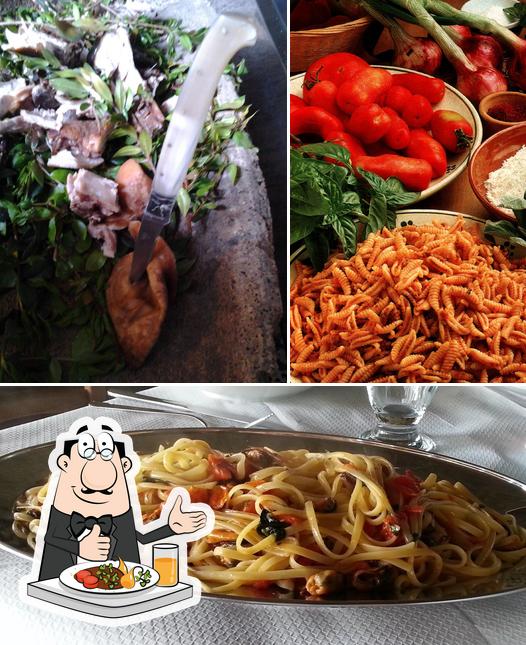 Cibo al LE STRUTTURE RISTORANTE PIZZERIA