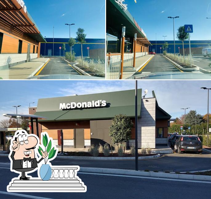 Gli esterni di McDonald’s Osnago