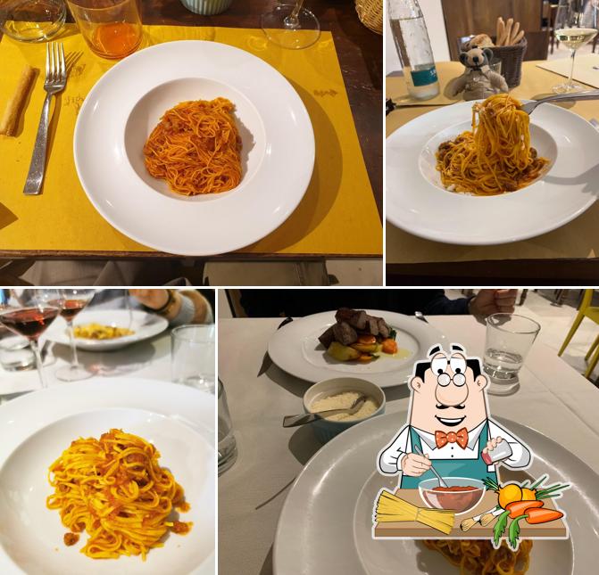 Spaghetti alla bolognese al Osteria dell'Arco