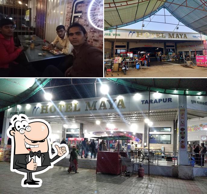 Here's a picture of Hotel Maya Tarapur