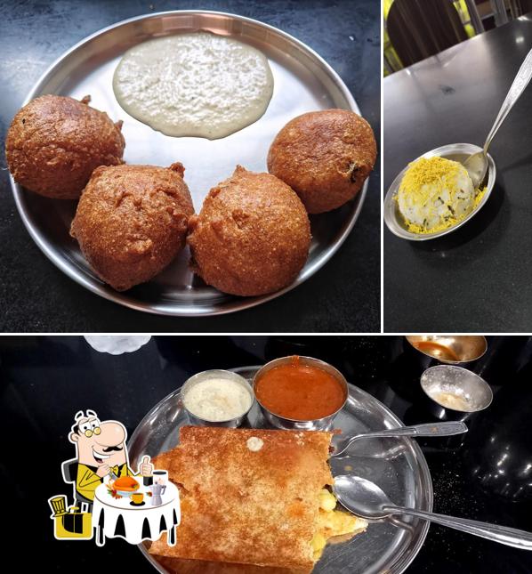 Food at Shri Guru Snacks