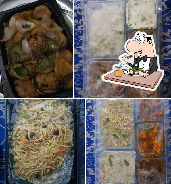 Meals at Desi Dakaar