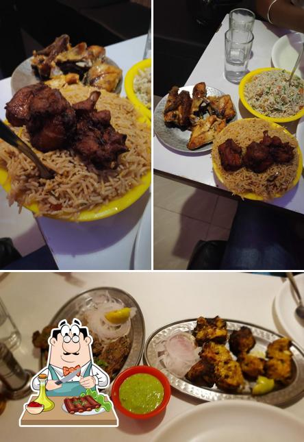 AL FAHAM HOTEL provides meat meals