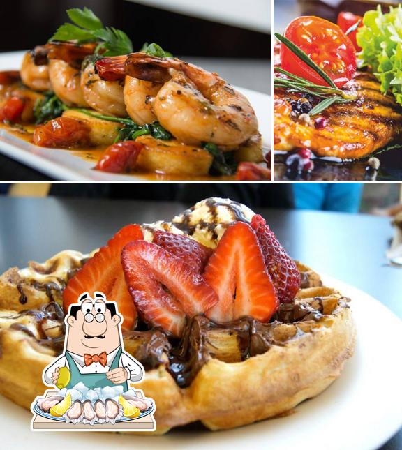 Order seafood at Coffee World