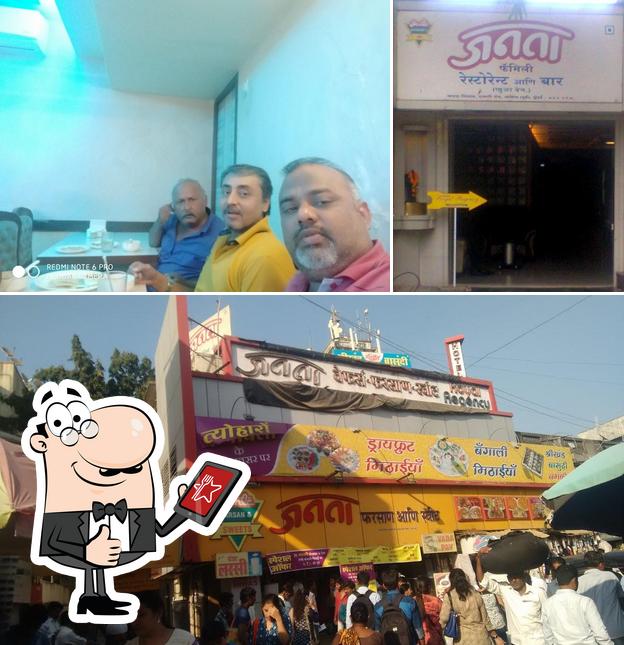 Here's a picture of Janta Restaurant & Bar