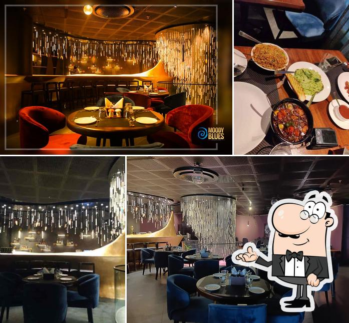 Moody Blues Bar & Restaurant