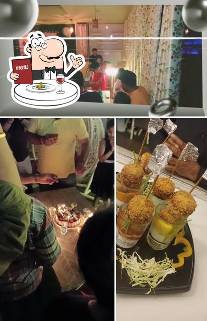 This is the image depicting food and interior at CAFE CUE reloaded