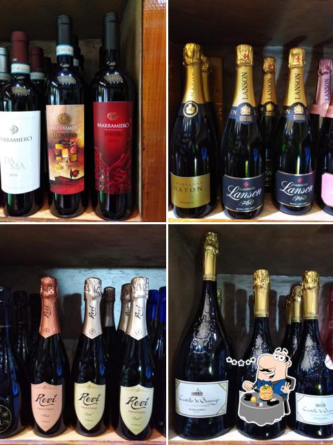 Cibo al Enoteca Alpuntodivino Roma