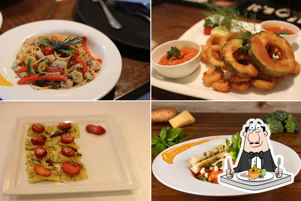 Meals at Caffè Tonino (IGI)