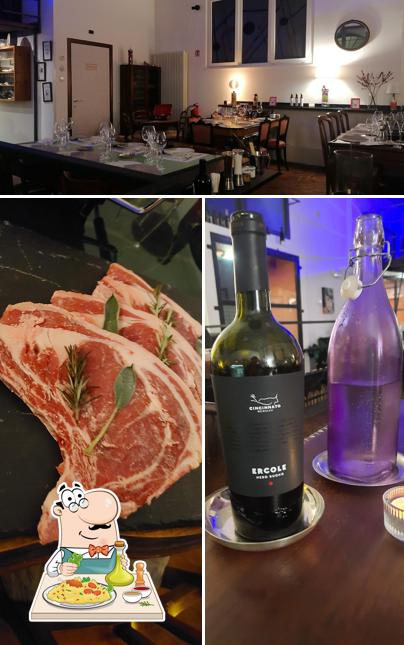 La cibo e interni del ristorante