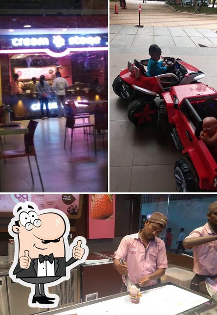 Here's a photo of Cream Stone