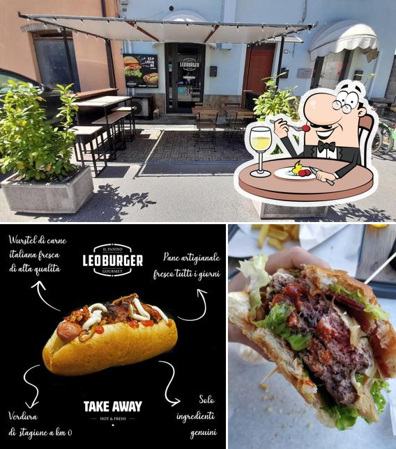 La cibo e interni del ristorante