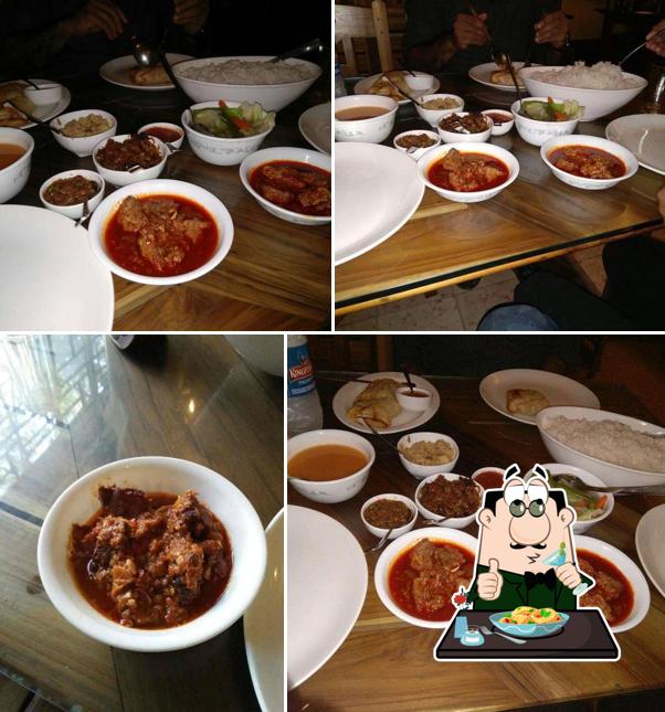 Food at Naga Kitchen