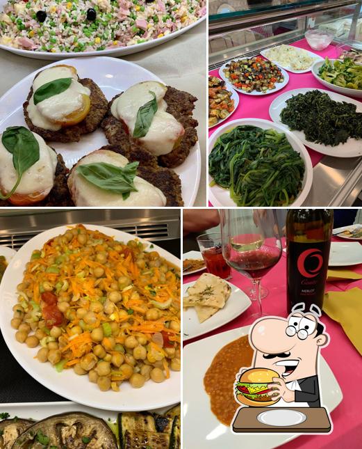 Prova un hamburger a Levore Cloe cafè