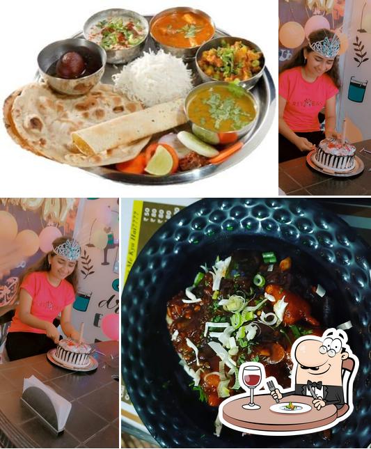 Food at Tadkaaholics