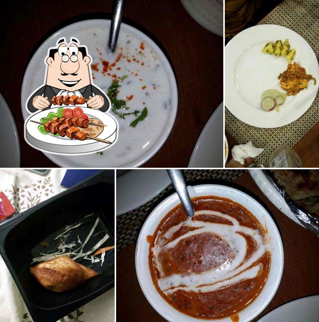 Food at Pakwan