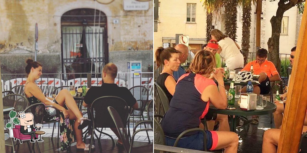Gli interni di Bar Duelle