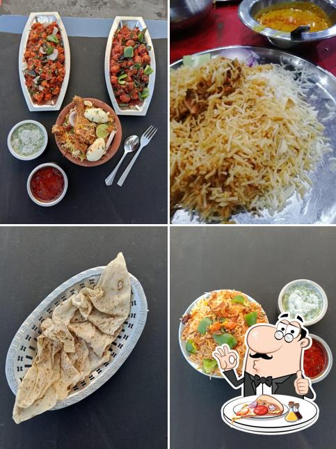 Order different types of pizza
