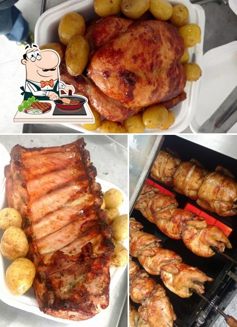 Escolha pratos de carne no Frangoassado