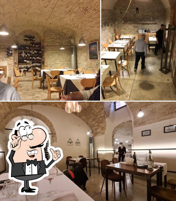 Siediti a un tavolo di Ristorante La Gioconda