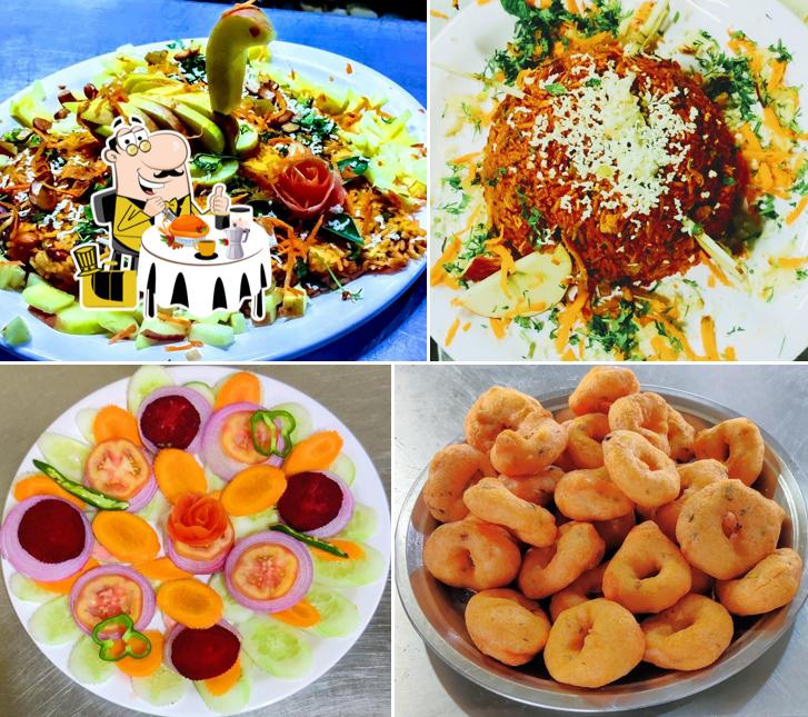 Food at Vishnu Udupi Thindi