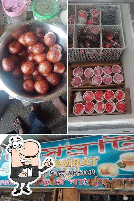 The interior of Cha Samrat