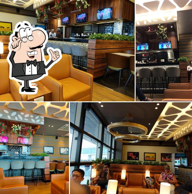 Take off Bar and Lounge