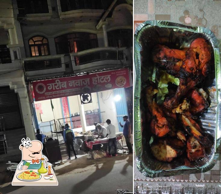 Food at Gareeb Nawaz Hotel