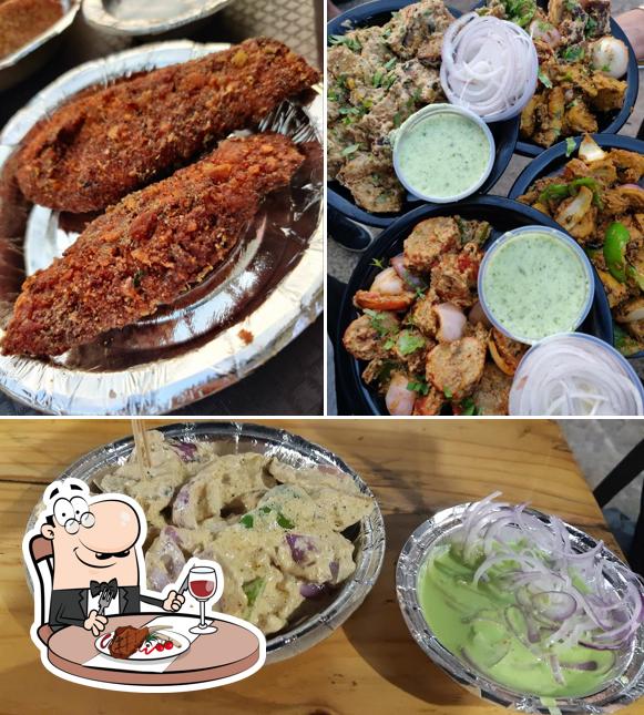 Try out meat meals at Veer Ji Malai chaap wale