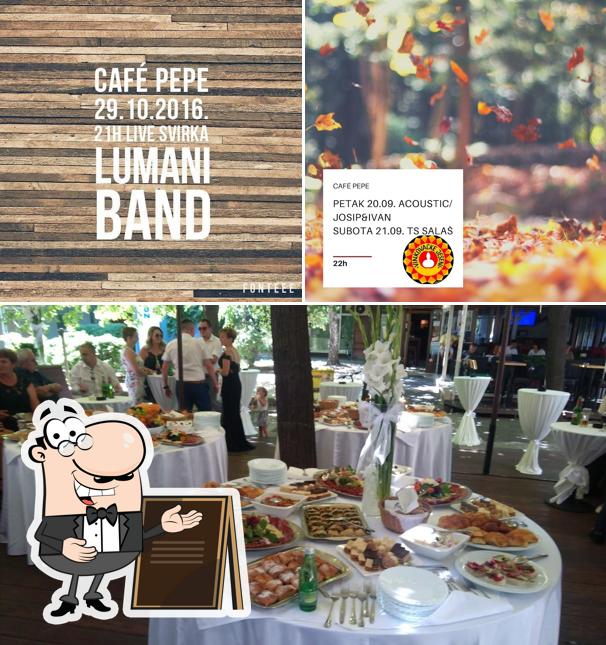 Questa è la foto che presenta la esterno e cibo di Café Pepe